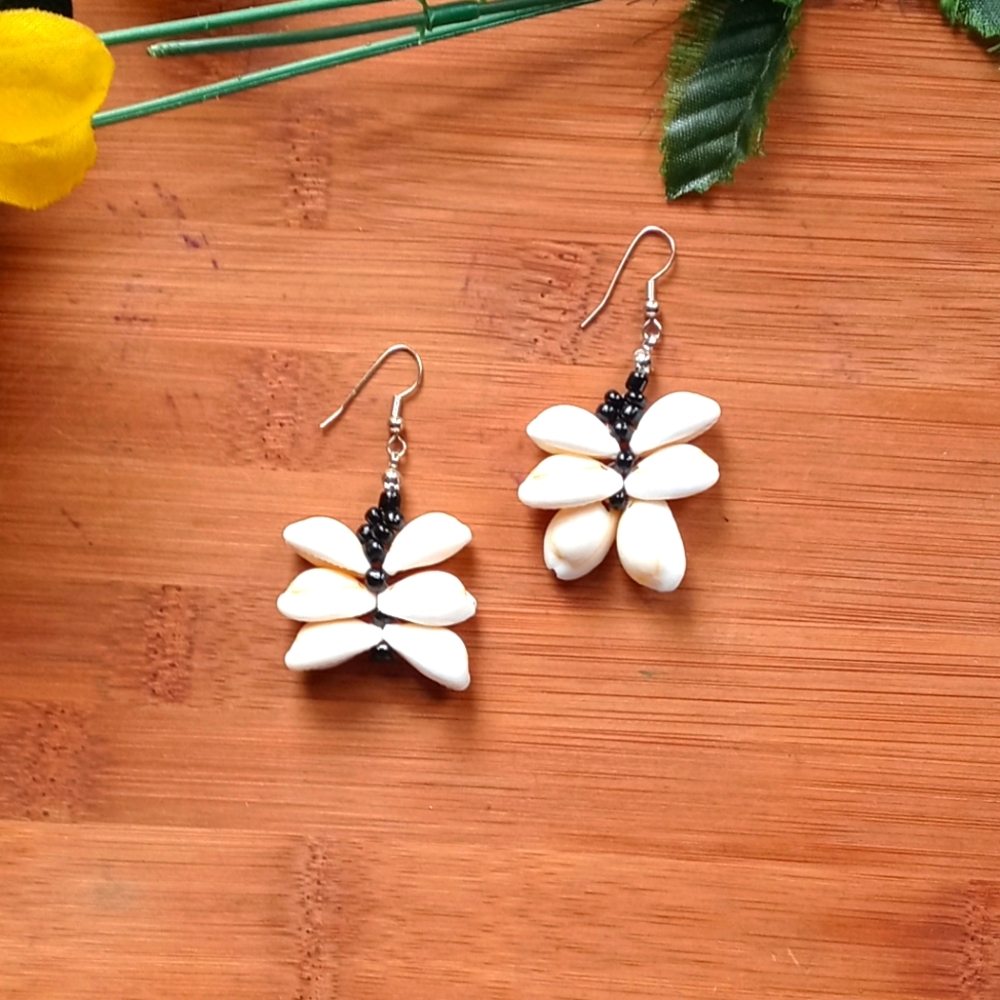 1PR Beautiful Cowrie Shell Earrings Set - Picture 10 of 12